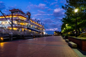 Georgia Queen Riverboat at Dusk   Savannah 03737